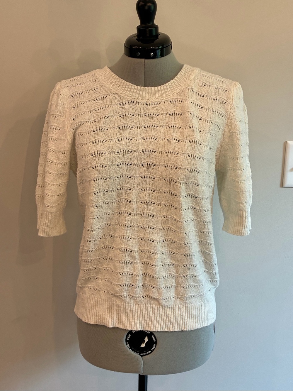 Daniel Rainn Cream Open-Stitch Short Sleeve Sweater